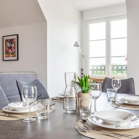 Apartment Sur Un Nuage By Plaza Serris